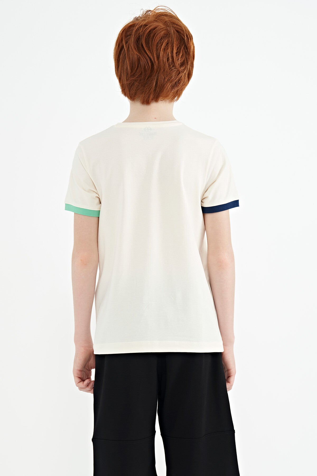 Ecru Print Standard Fit O Neck Boys' T-Shirt - 11105