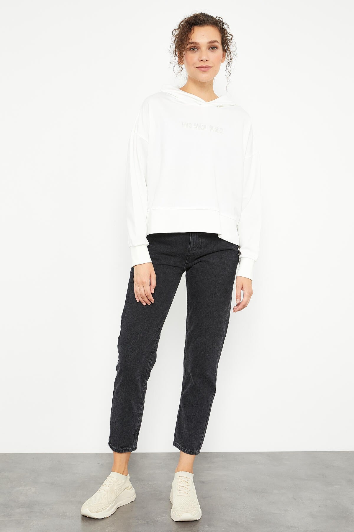 Embroidered Hooded Basic Women's Oversize Sweatshirt - 97164