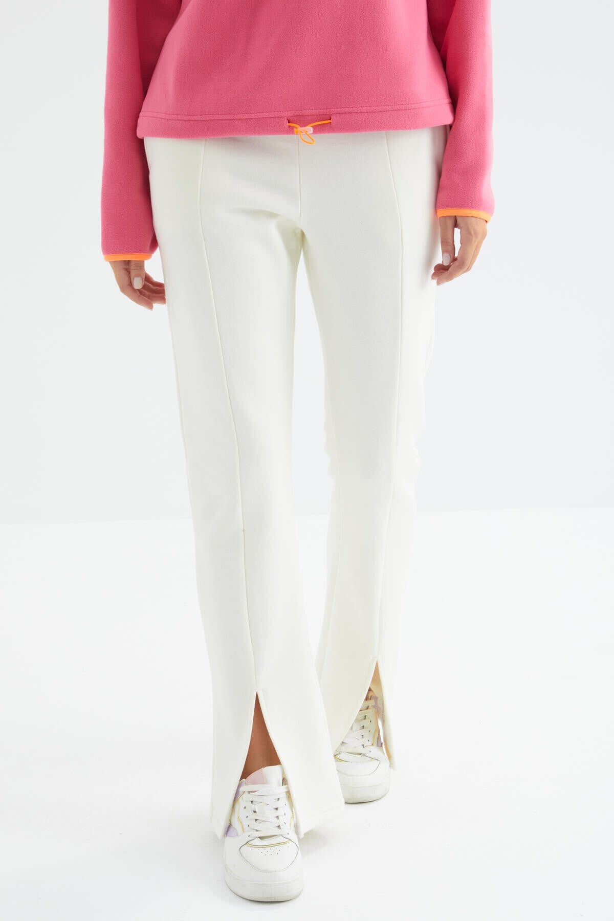 High Waist Front Slit Detailed Side Pocket Comfortable Fit Women's Tracksuit Bottom - 94625