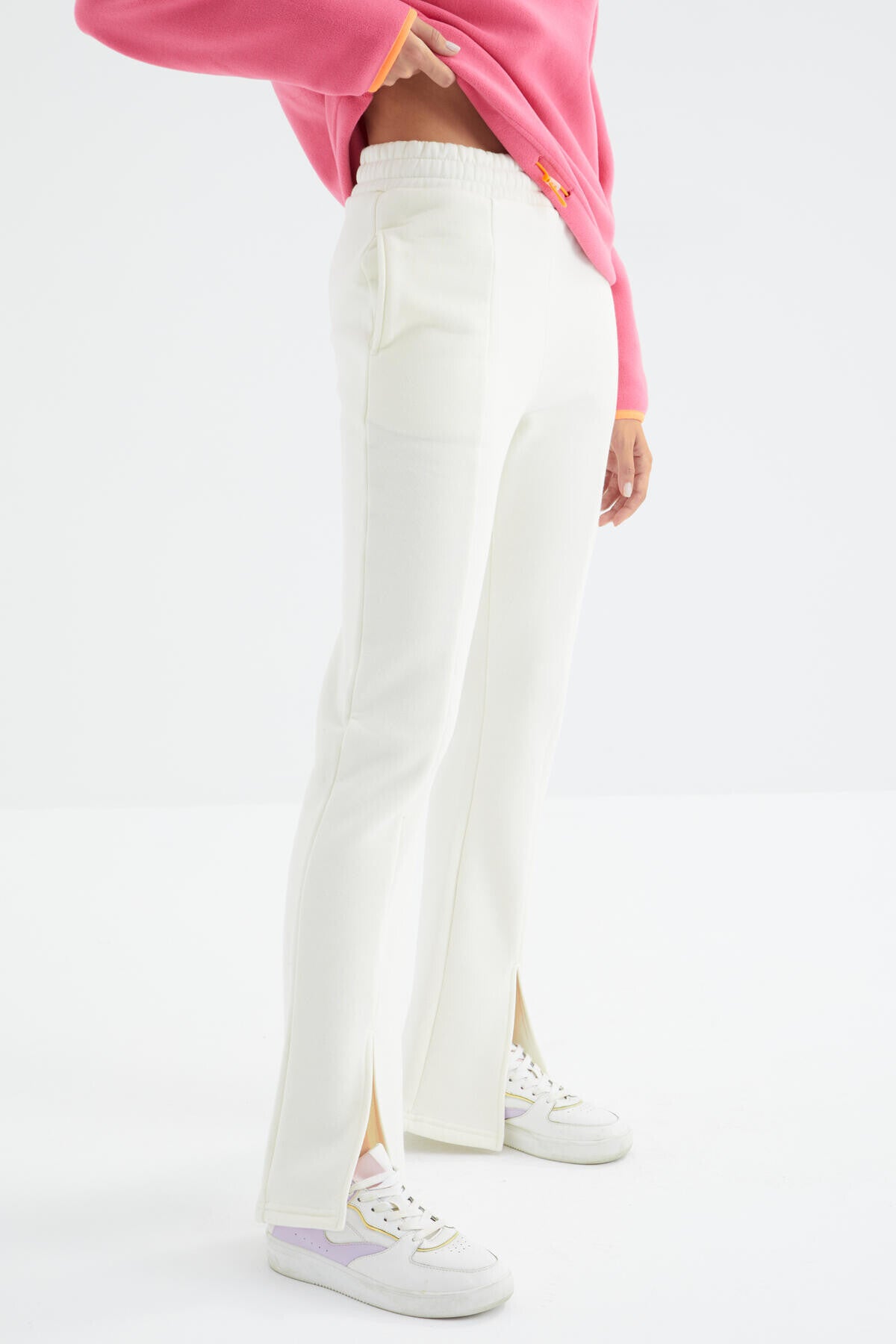 High Waist Front Slit Detailed Side Pocket Comfortable Fit Women's Tracksuit Bottom - 94625
