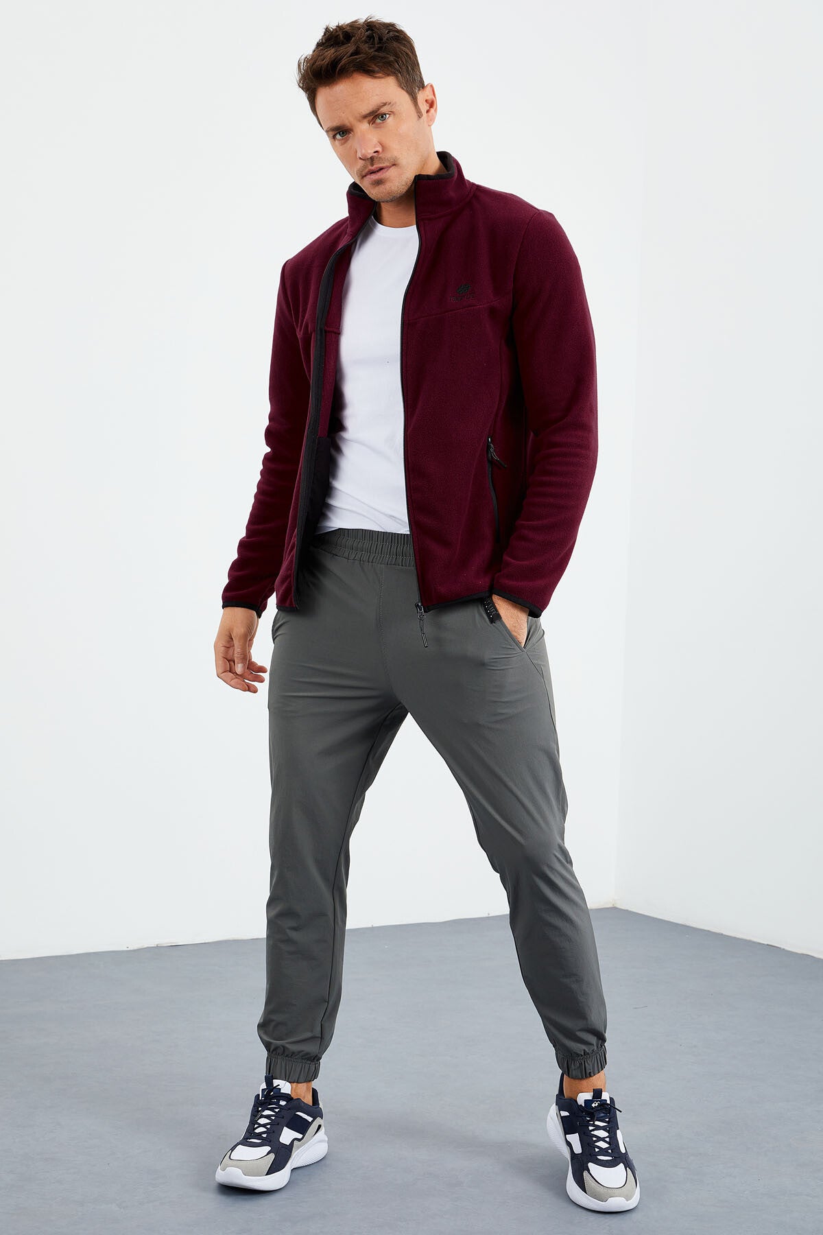 Purple Embroidered High Neck Zippered Standard Fit Men's Sweatshirt Fleece - 87992