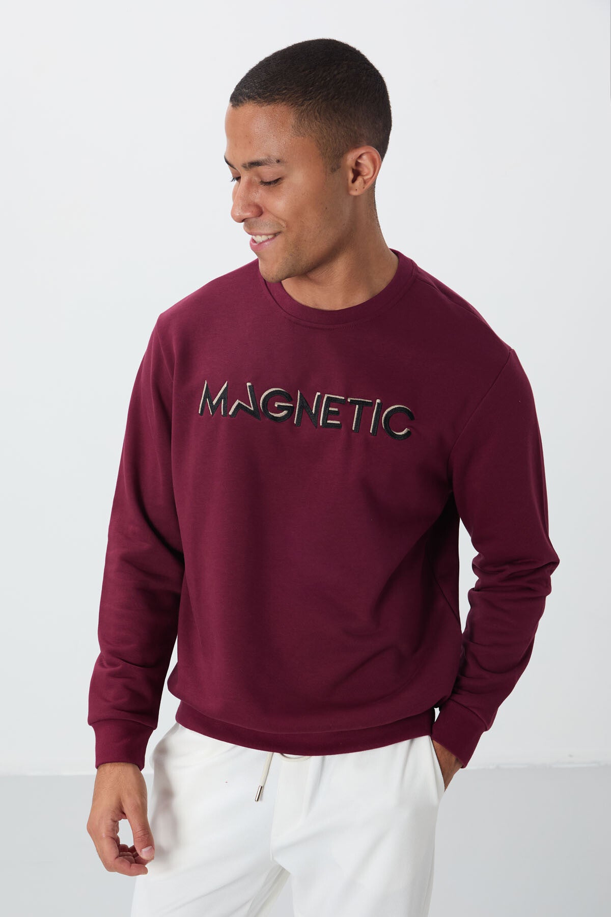 Purple Embroidered O Neck Comfort Fit Polar Lined Men's Sweatshirt - 88020