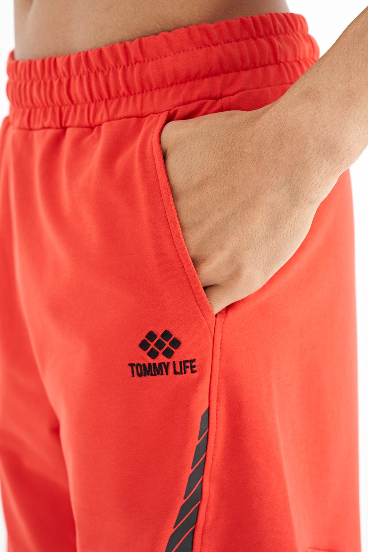 Fiesta Print Detail Logo Embroidered Standard Fit Men's Shorts - 81252