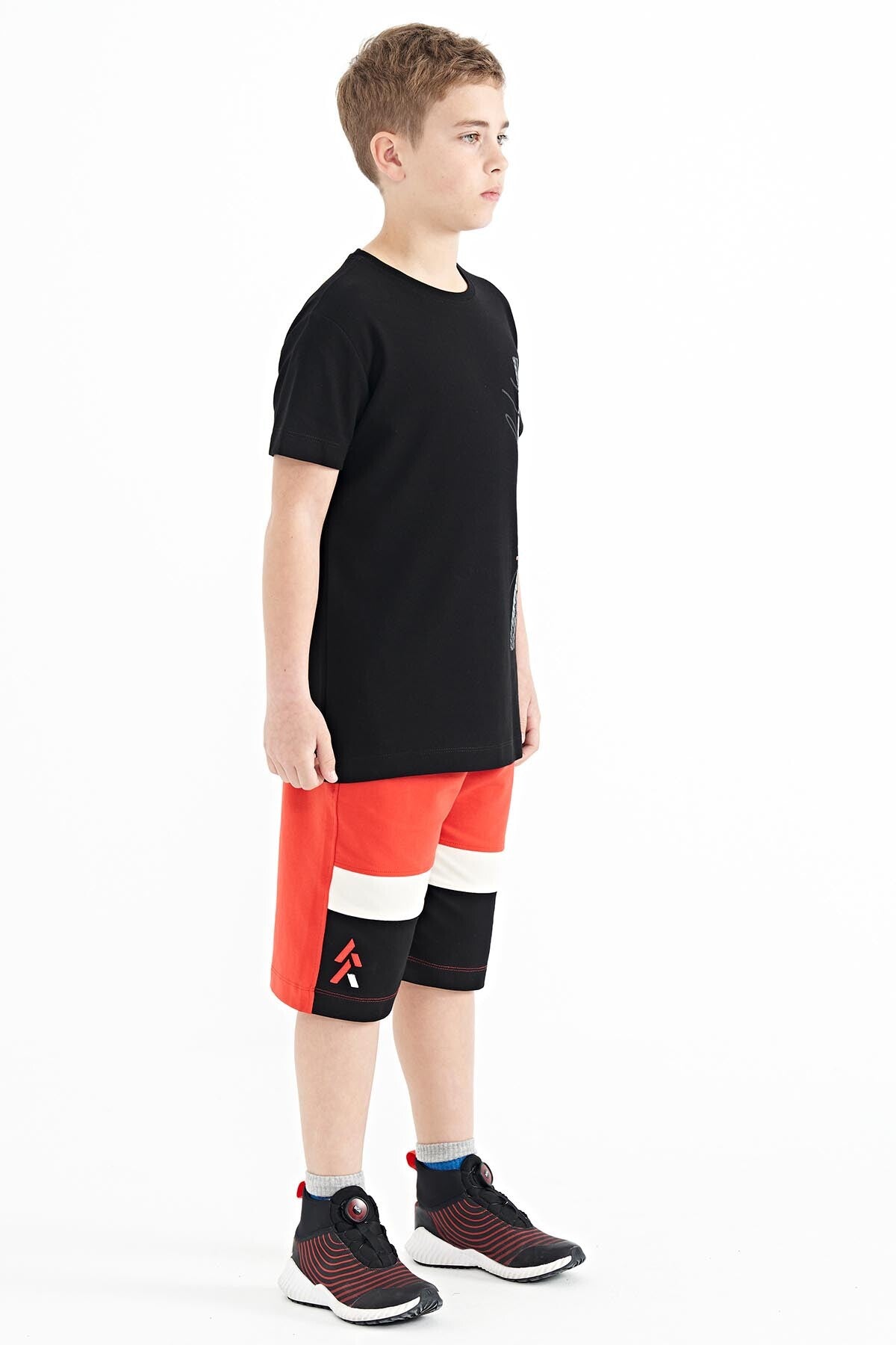 Fiesta Colorful Printed Laced Embroidery Detailed Standard Pattern Boys Shorts - 11129