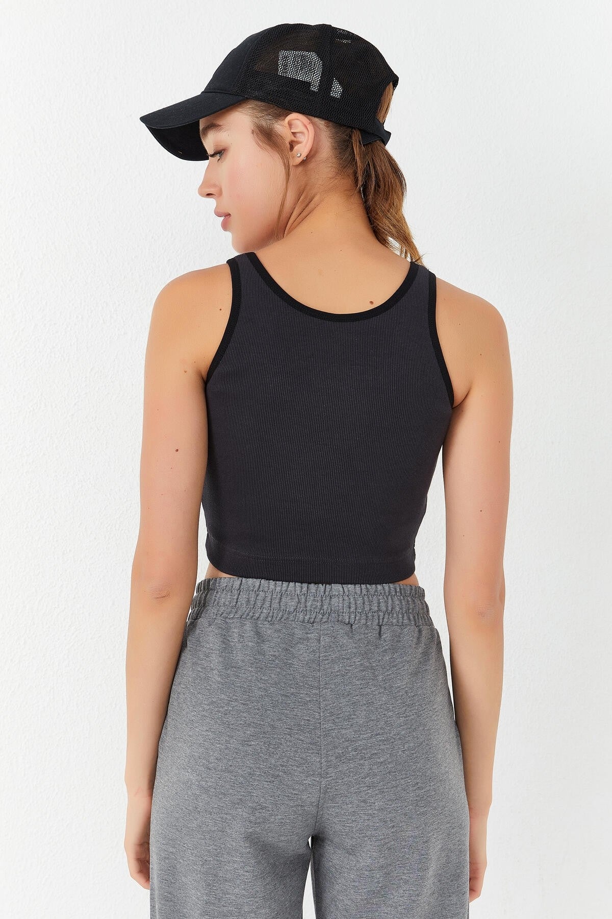 Smoked Basic Zero Sleeve Narrow Fit U Collar Women's Crop Top Singlet - 97160