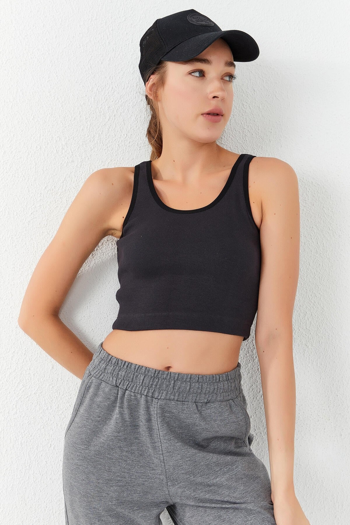 Smoked Basic Zero Sleeve Narrow Fit U Collar Women's Crop Top Singlet - 97160