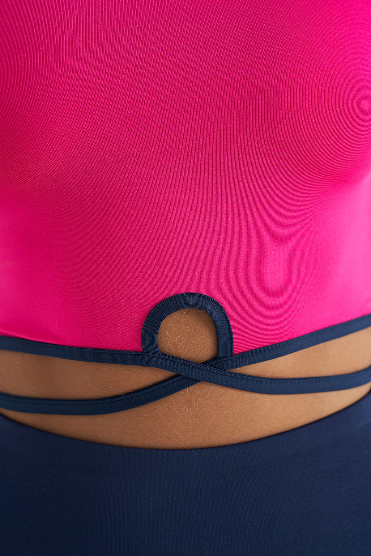Fuchsia Tie-Waist Detailed O Neck Standard Cut Diving Fabric Women's Crop T-Shirt - 97266