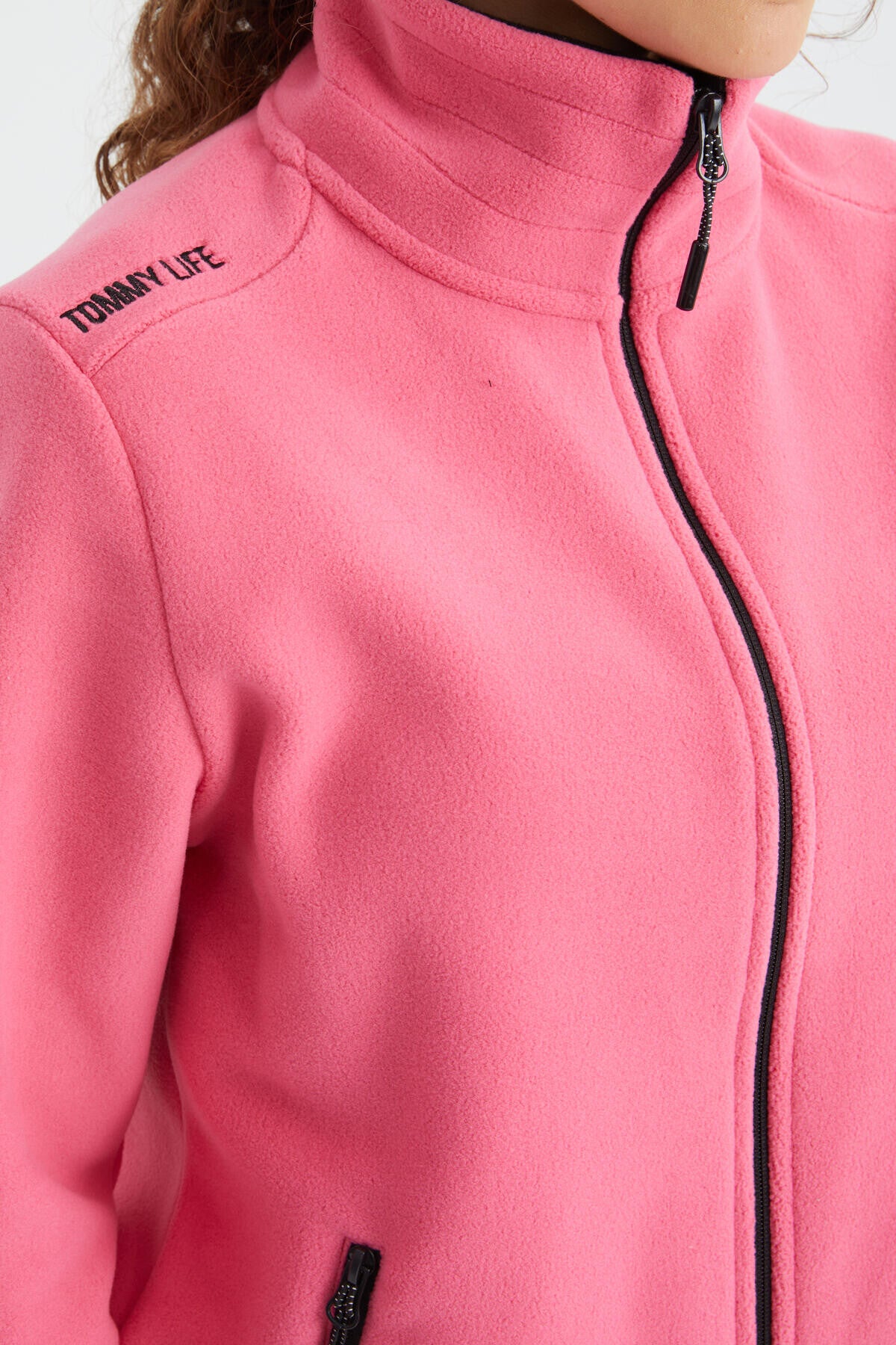 Fuchsia Stand Collar Zippered Comfort Fit Women's Fleece Sweatshirt - 97173