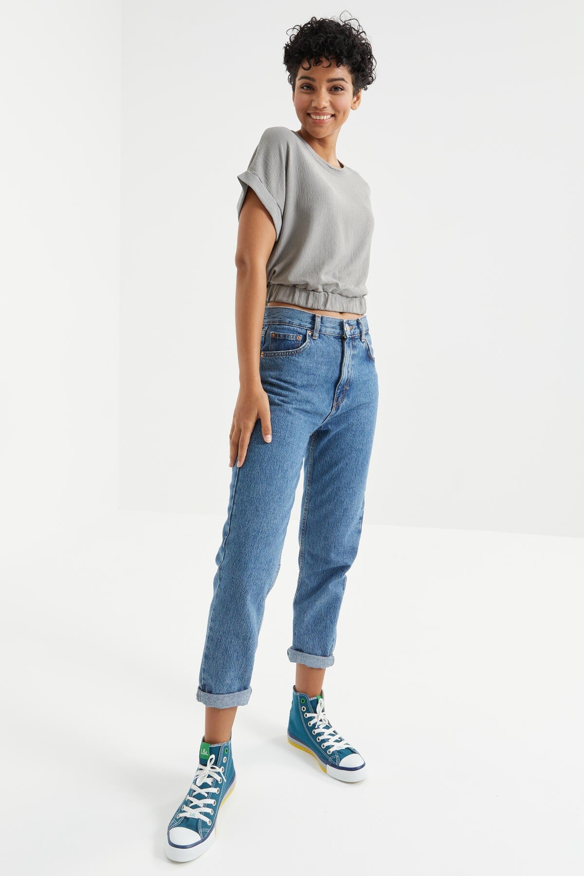 Gri Basic O Collar Beli Elastane Bürümcük Fabric Women's Crop Top T-Shirt - 97227