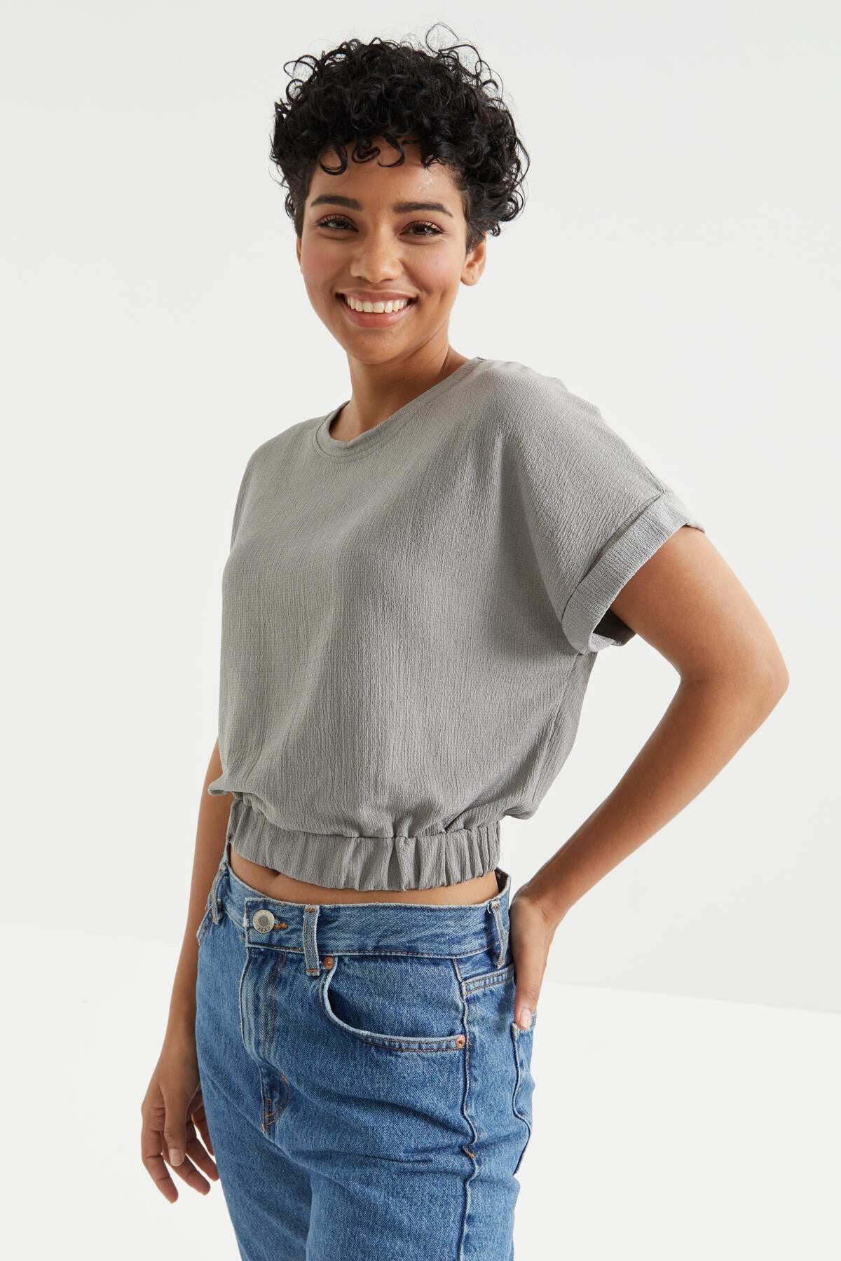 Gri Basic O Collar Beli Elastane Bürümcük Fabric Women's Crop Top T-Shirt - 97227
