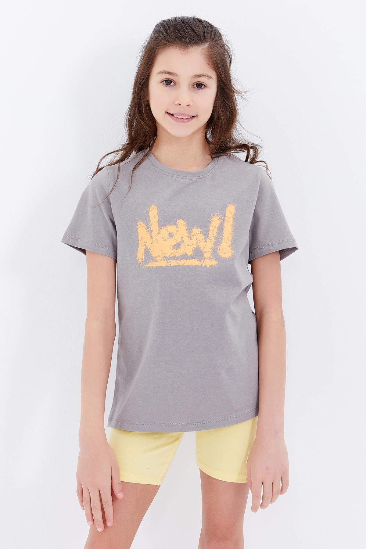 Gri Basic Print Round Neck Comfort Fit Girls T-Shirt - 75041