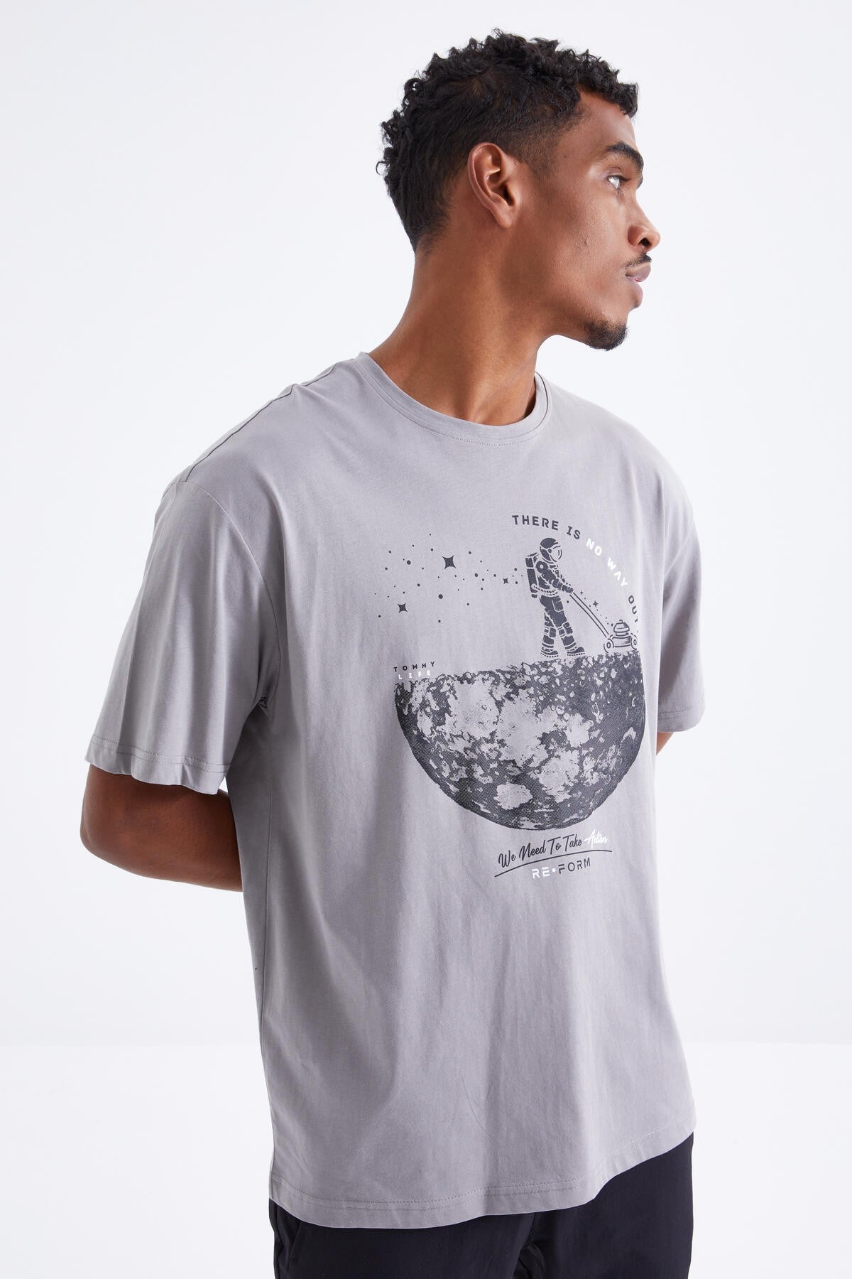 Gray Printed O Collar Men's Oversize T-Shirt - 88098