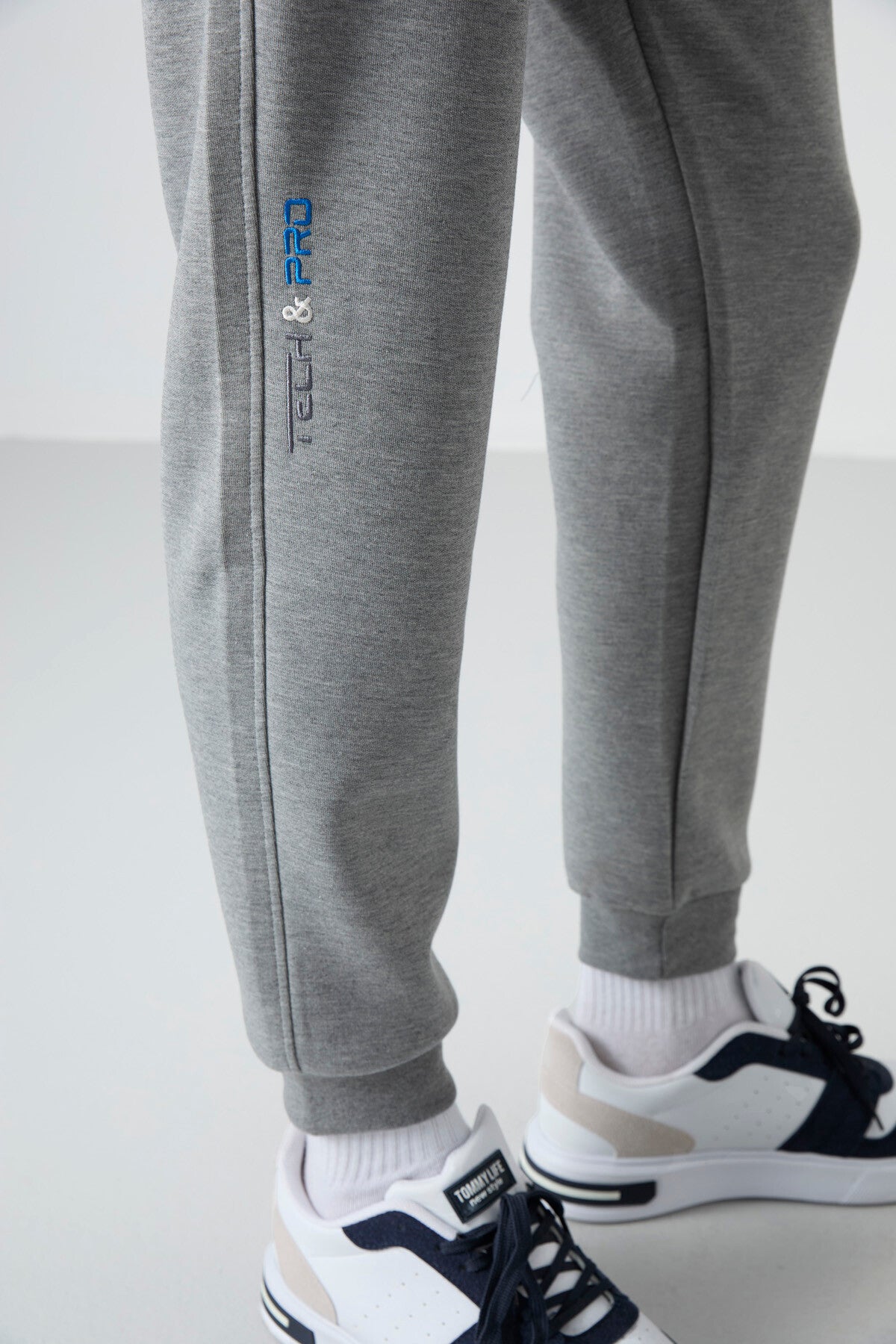 Grey Melange Laced Dar Pants Men's Tracksuit Bottom - 84999