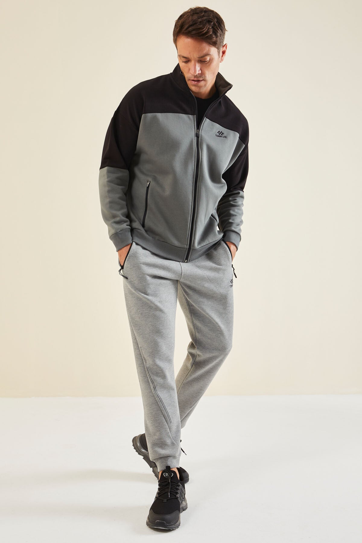 Grey Melange Laced Men's Tracksuit Bottom - 82110