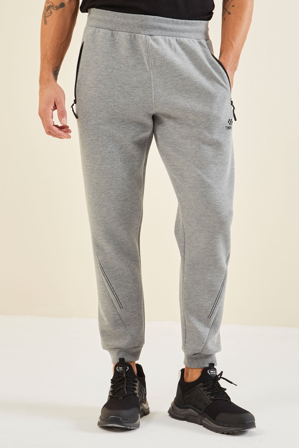 Grey Melange Laced Men's Tracksuit Bottom - 82110