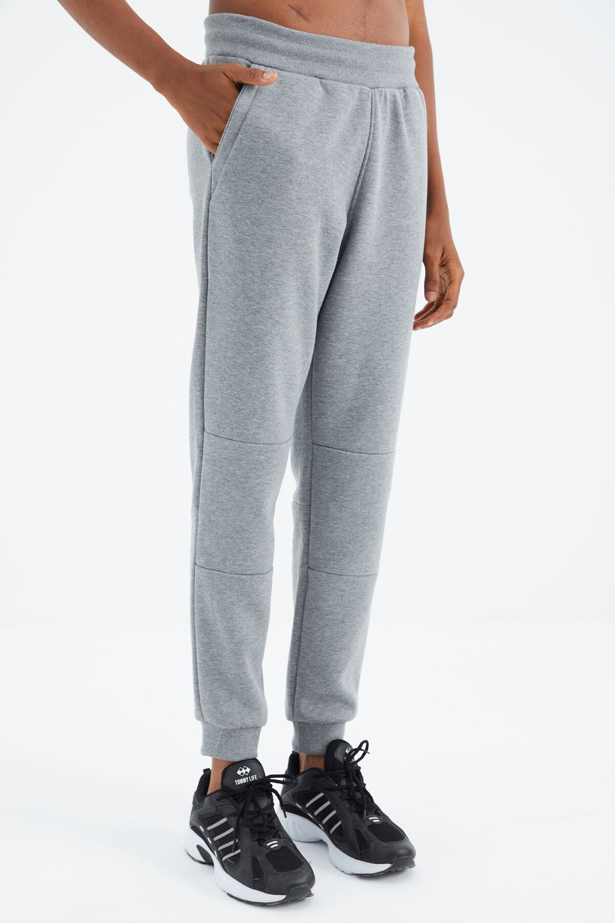Grey Melange Laced Strip Detailed Relax Fit Men's Tracksuit Bottom - 82106