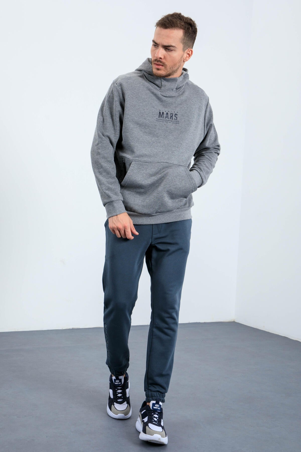 Grey Melange Mars Print and Back Printed Comfortable Fit Men's Hooded Sweatshirt - 88032