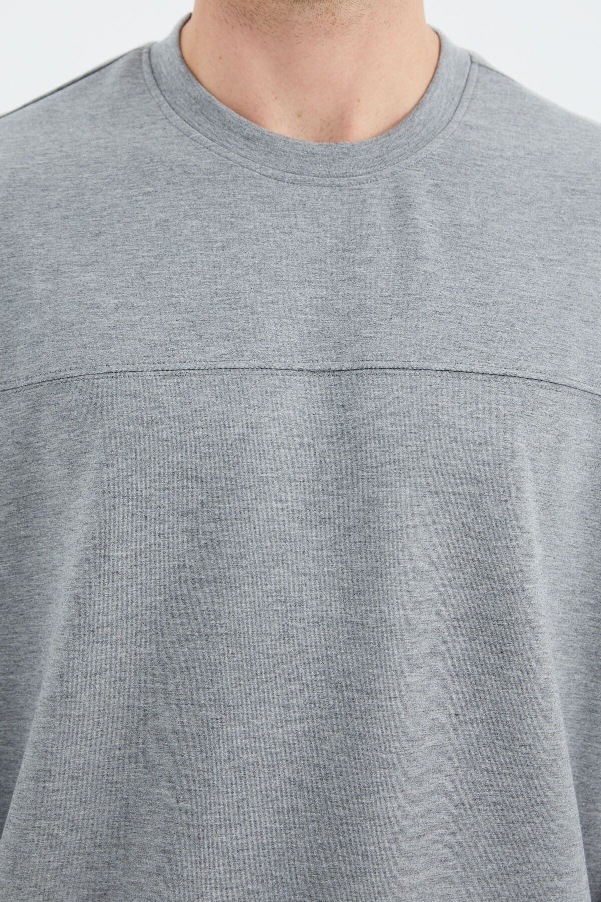 Grey Melange Round Neck Front Stitch Detailed Basic Relax Fit Men's Sweatshirt - 88270