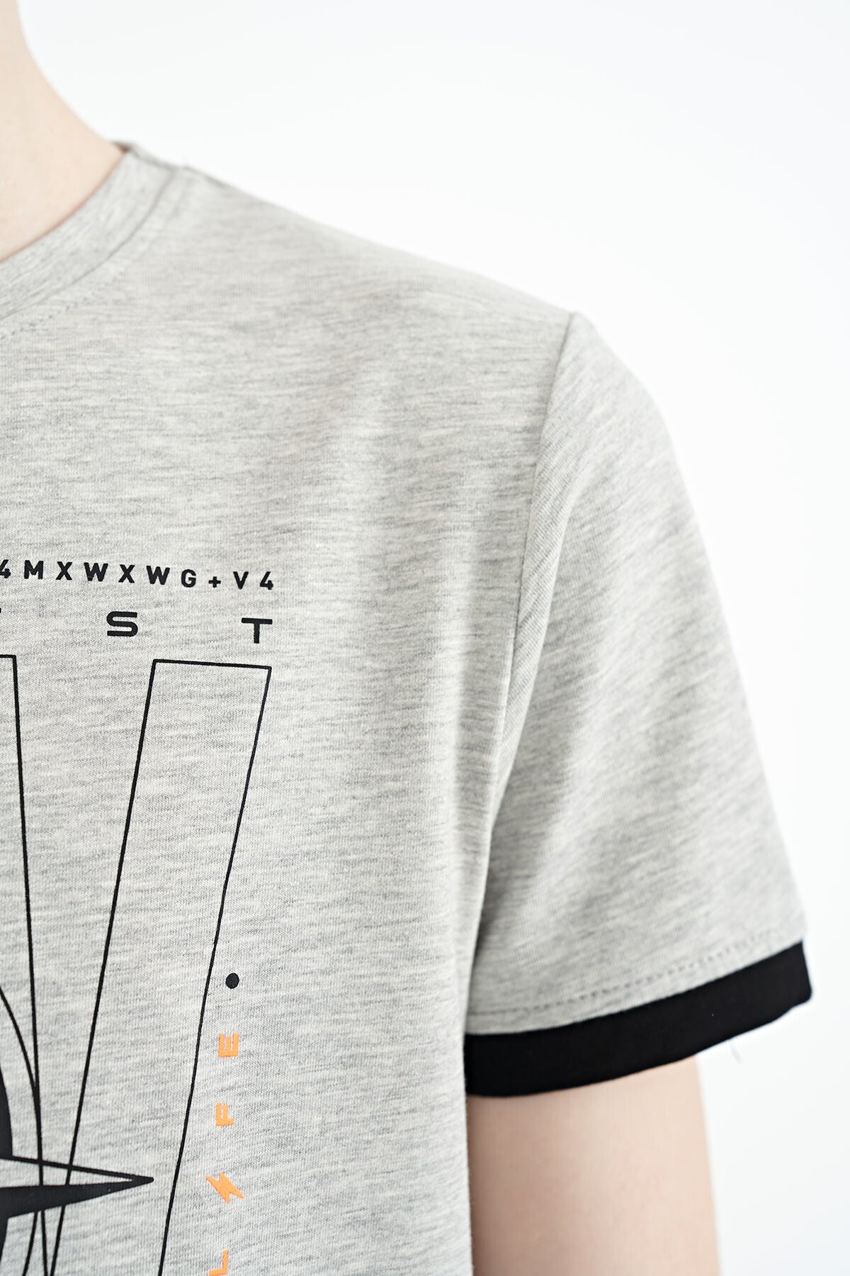 Grey Melange Compass Print Standard Fit O Neck Boys T-Shirt - 11106