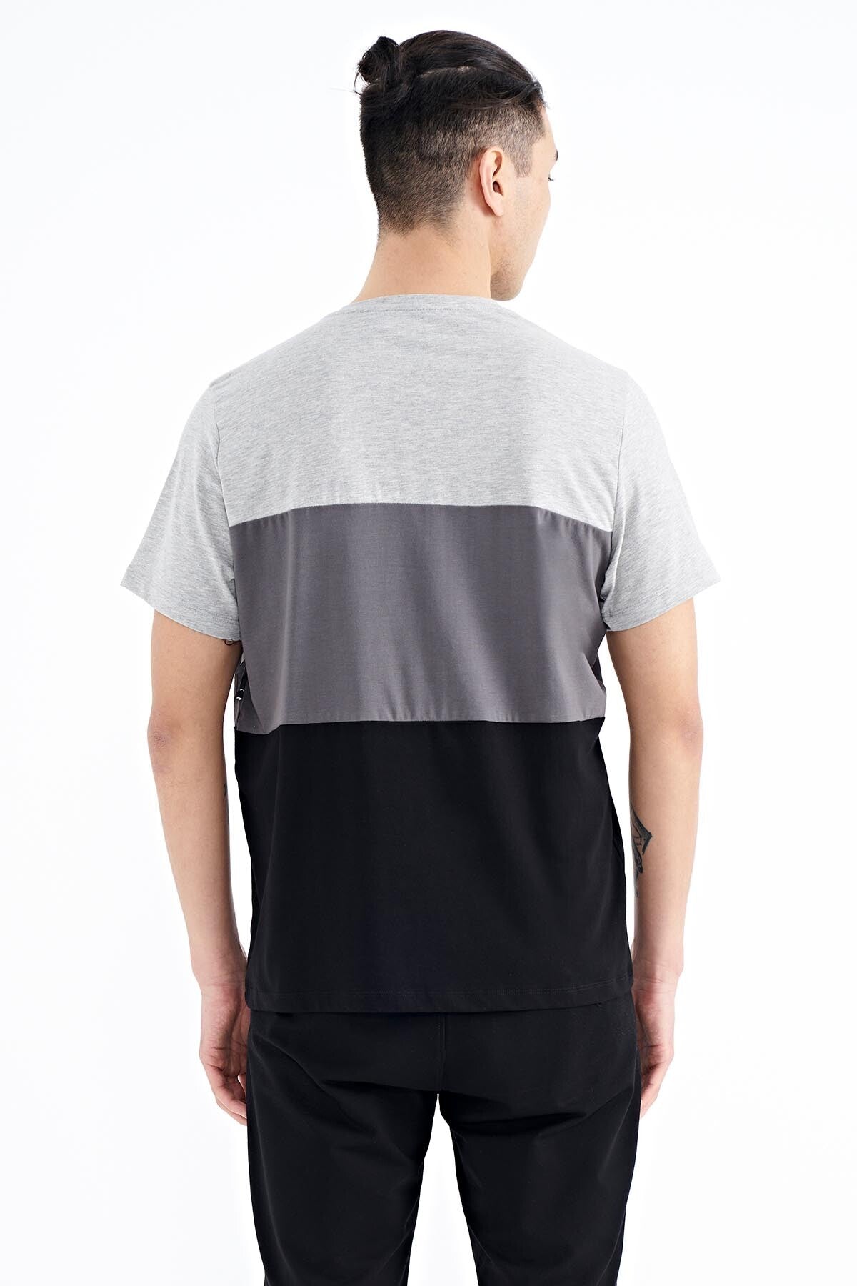 Grey Melange Color Gradient Print Detailed O Collar Standard Fit Men's T-Shirt - 88177