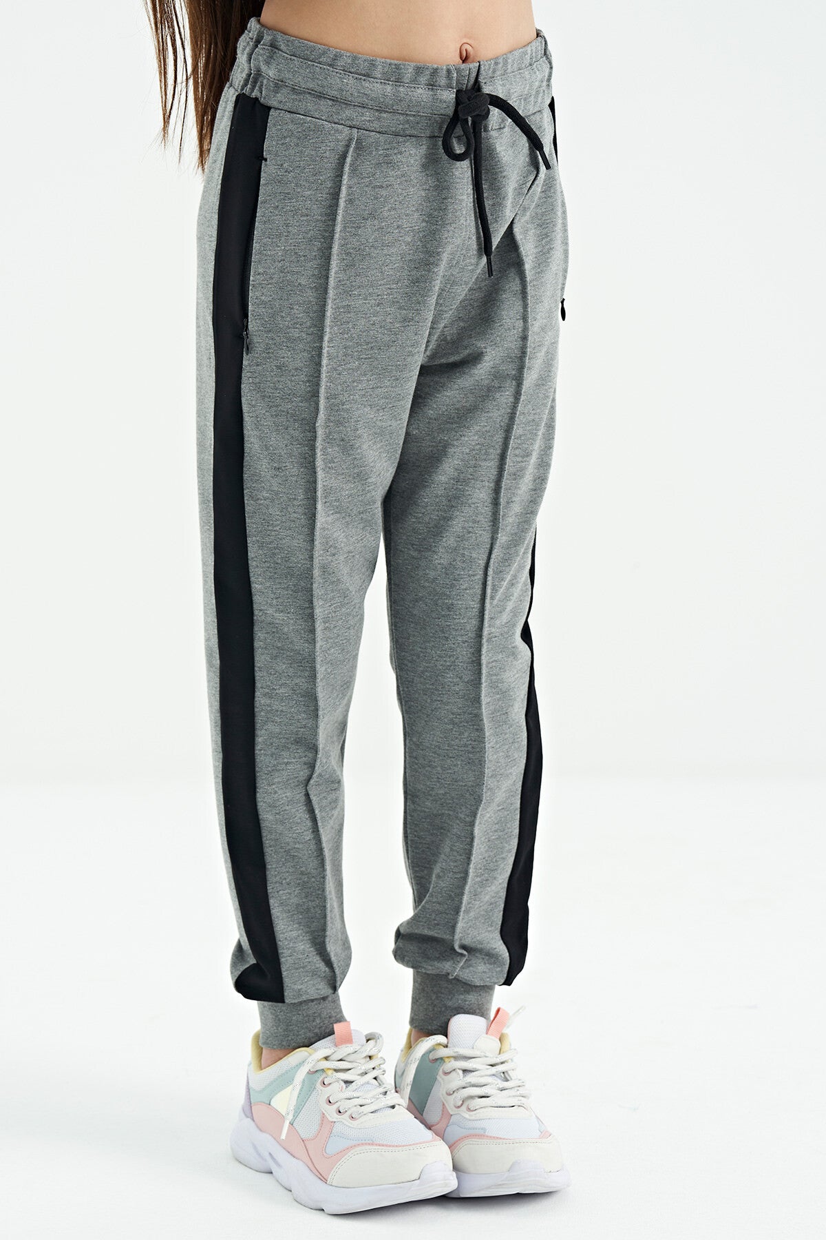 Grey Melange Waistband Hidden Zip Pocket Detailed Jogger Girls Tracksuit Bottom - 75122