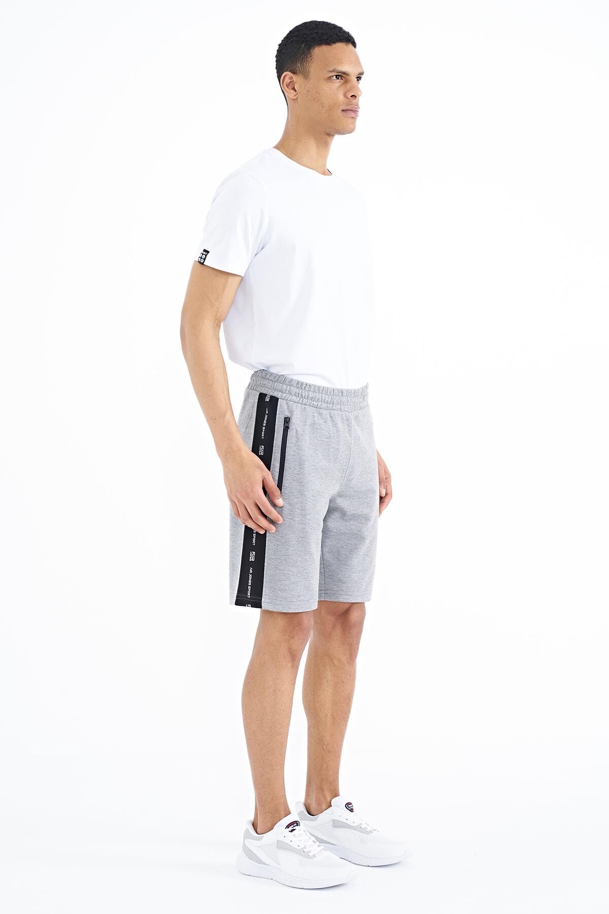 Alfred Grey Melange Standard Fit Men's Shorts - 81244
