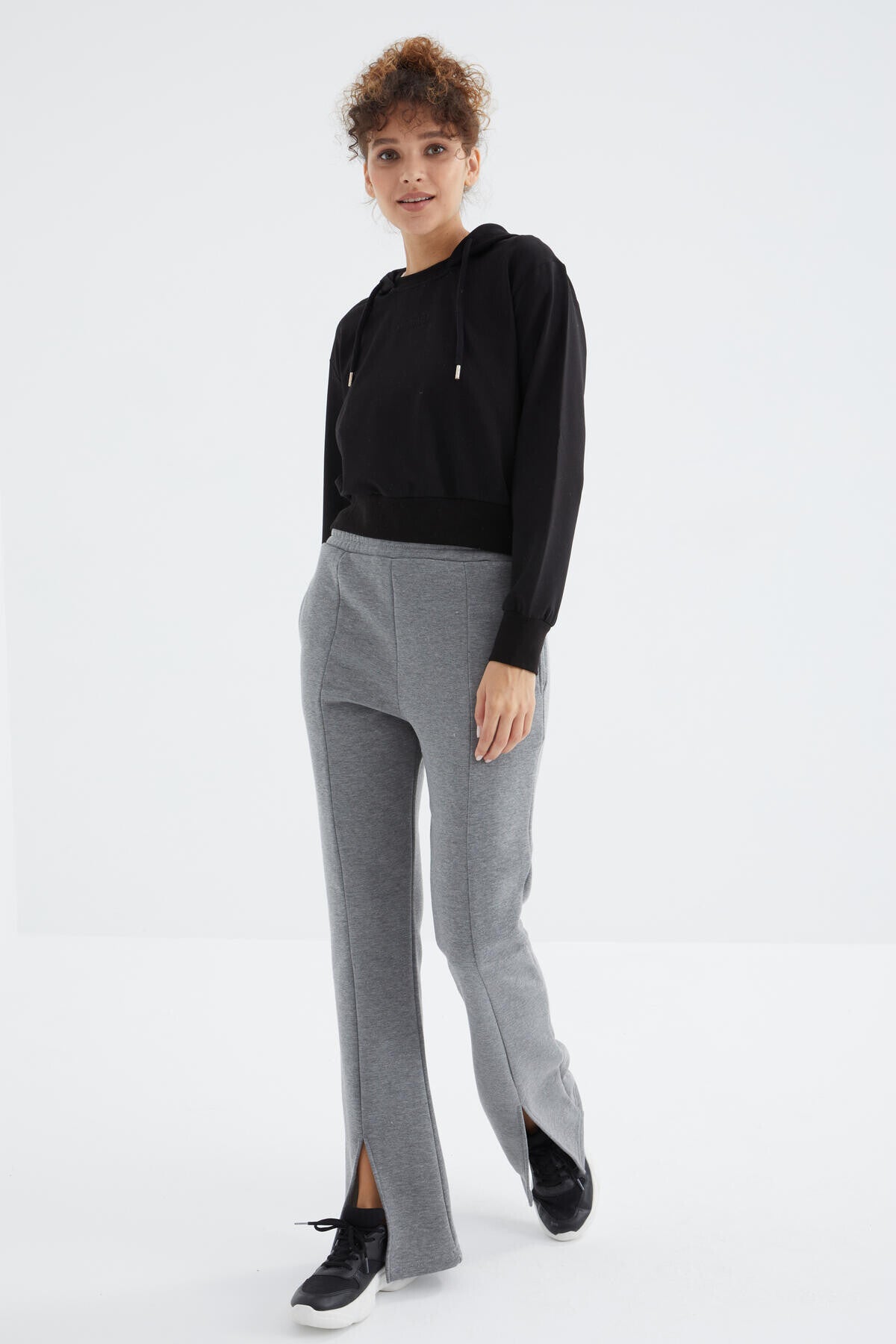 High Waist Gray Melange Front Slit Detailed Side Pocket Comfortable Fit Women's Tracksuit Bottom - 94625