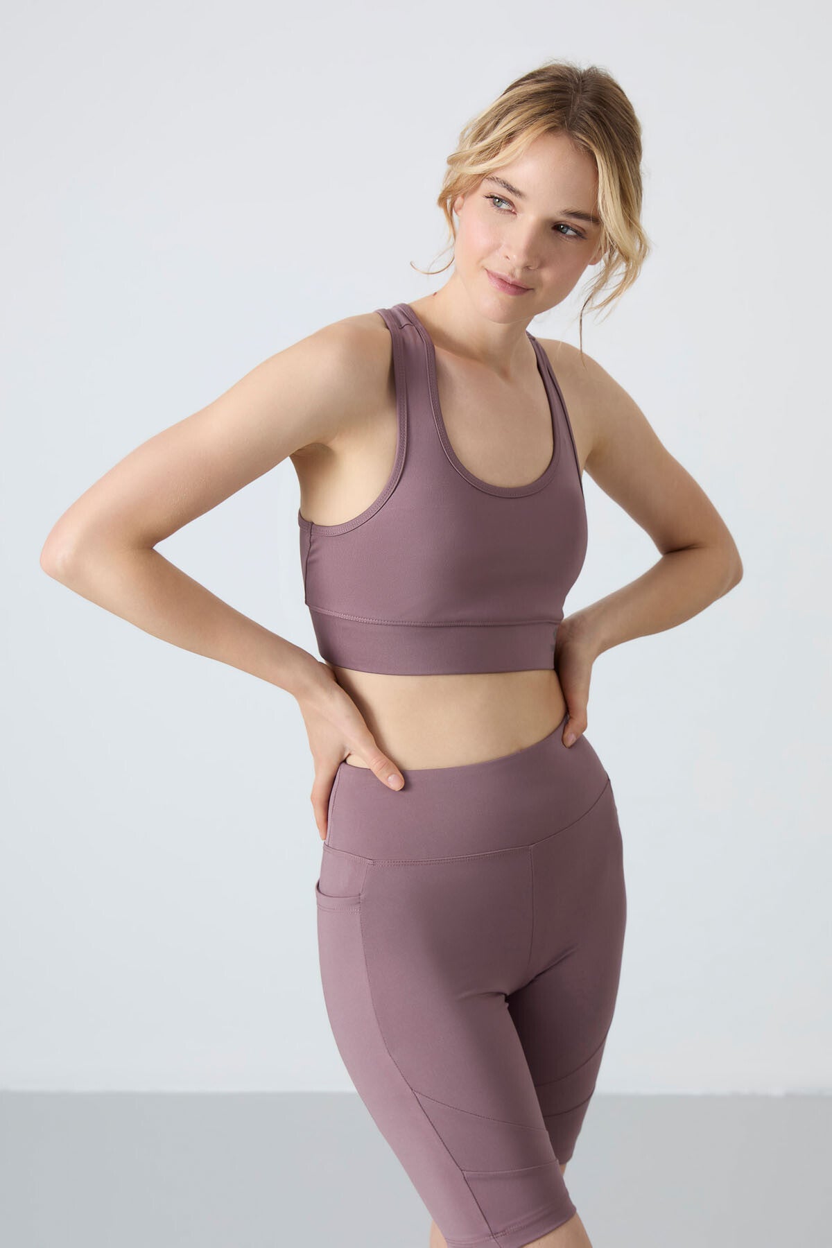 Dried Rose Back Detailed Slim Fit U Neck Women's Sports Bustier - 97120