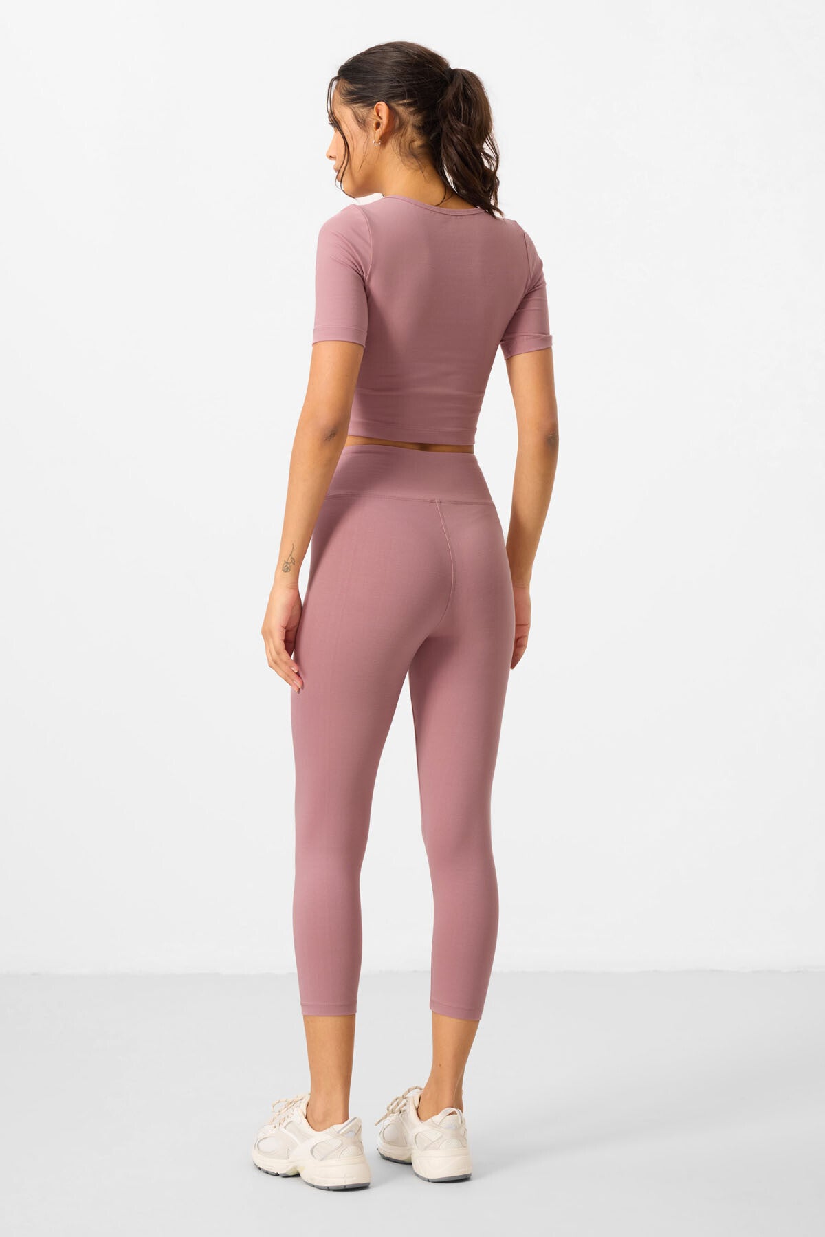 Dried Rose High Waist Capri-Crop T-Shirt Slim Fit Women's Tights Set - 95285