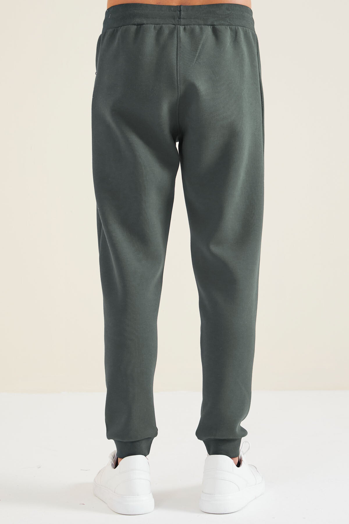 Men's Laced Tracksuit Bottom - 82110