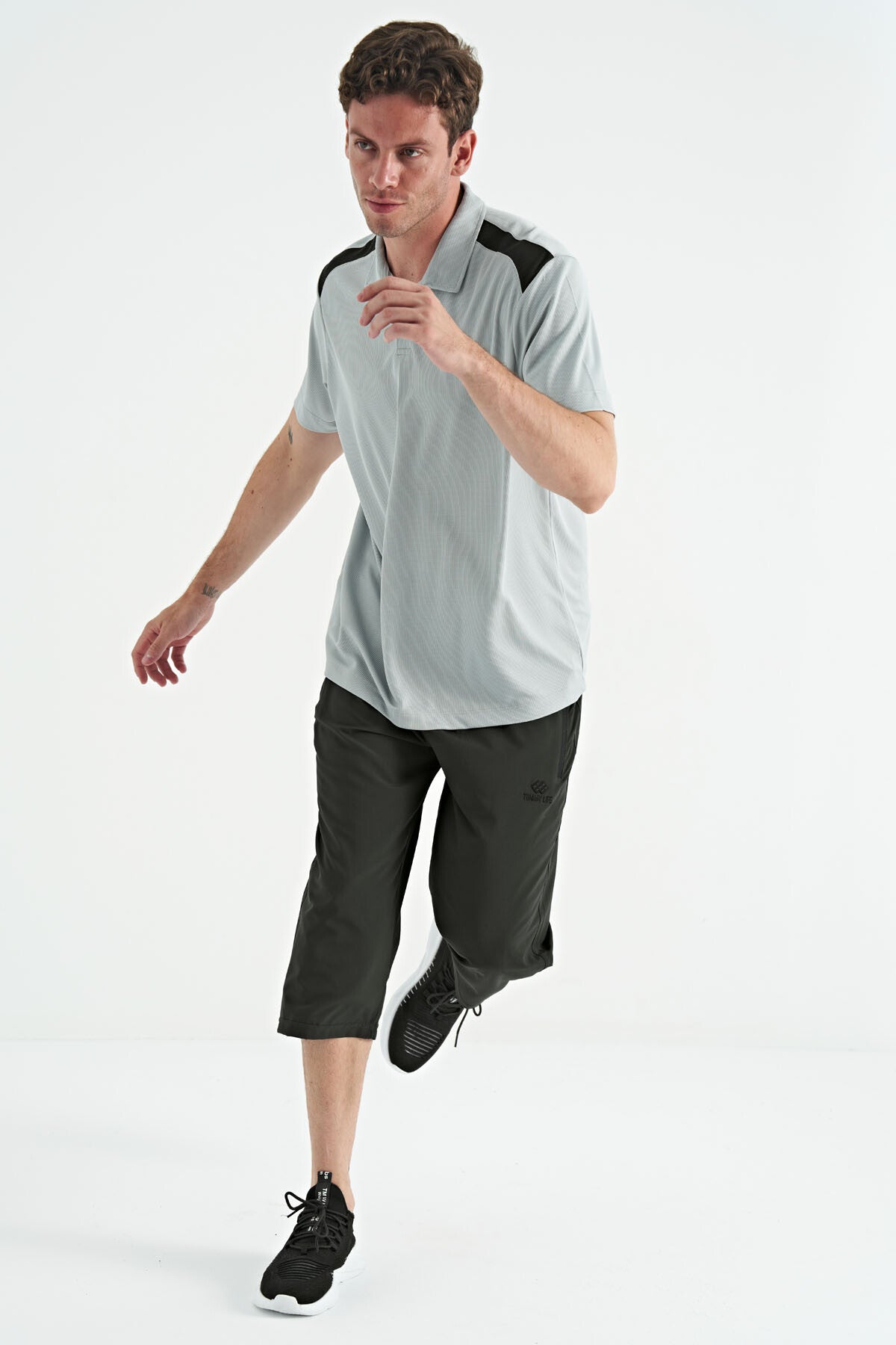 Standard Mold Laced Right Zippered Pocket Active Sports Men's Capri - 83096
