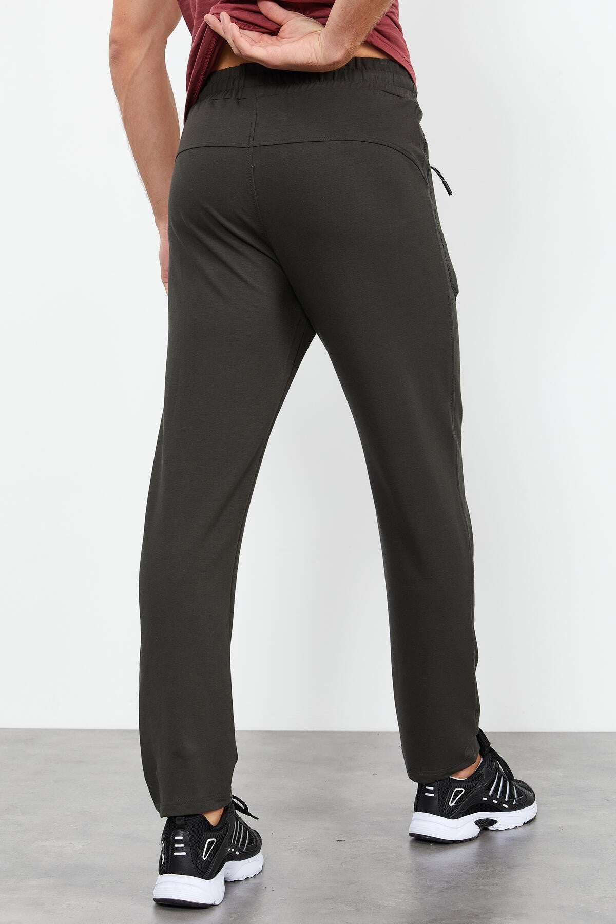 Right Leg Detailed Standard Mold Classic Cuff Men's Tracksuit Bottom - 84744