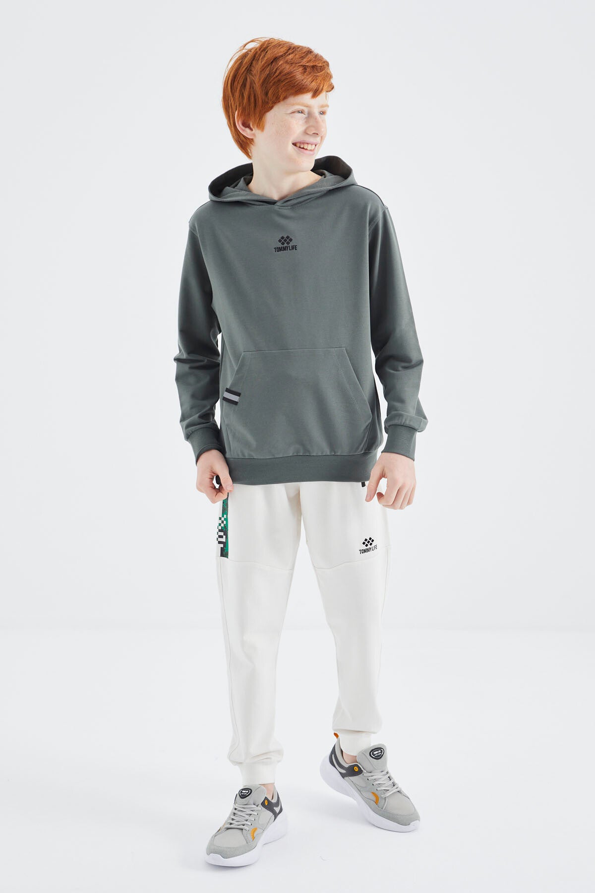 Hooded Boys' Sweatshirt - 11177