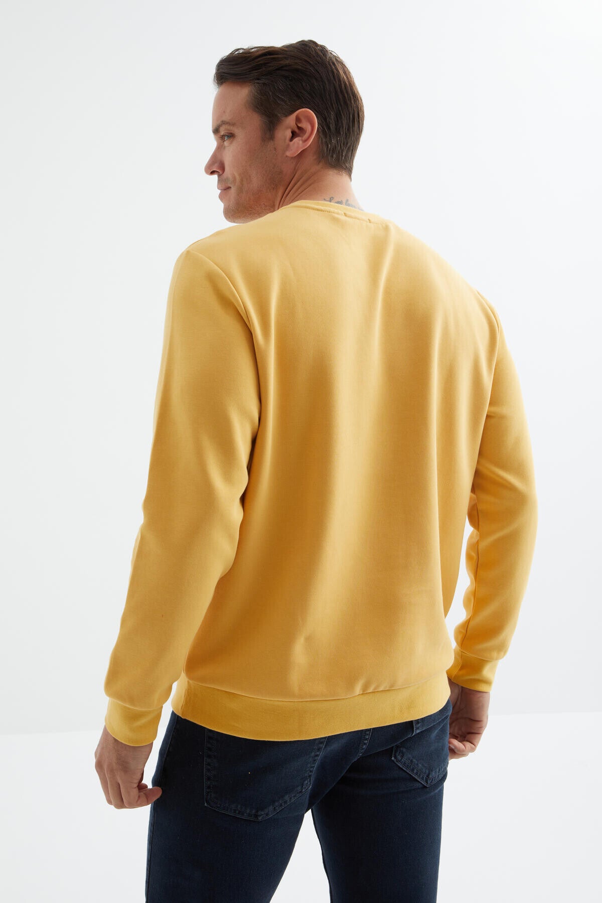 Mustard Basic O Collar Comfort Fit Men's Sweatshirt - 88053