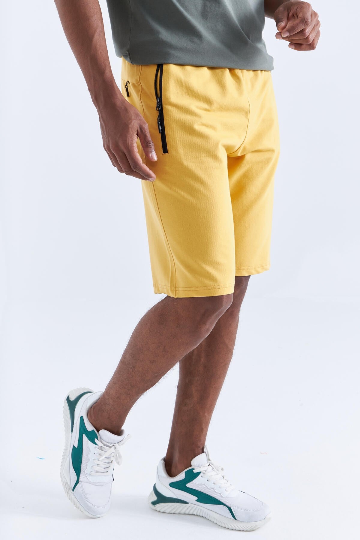 Mustard Hidden Zipper Back Pocket Laced Standard Fit Men's Shorts - 81136