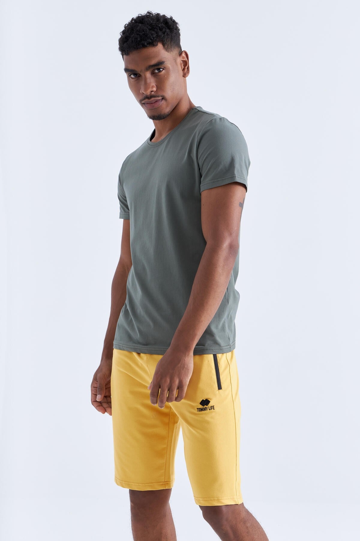 Mustard Hidden Zipper Back Pocket Laced Standard Fit Men's Shorts - 81136