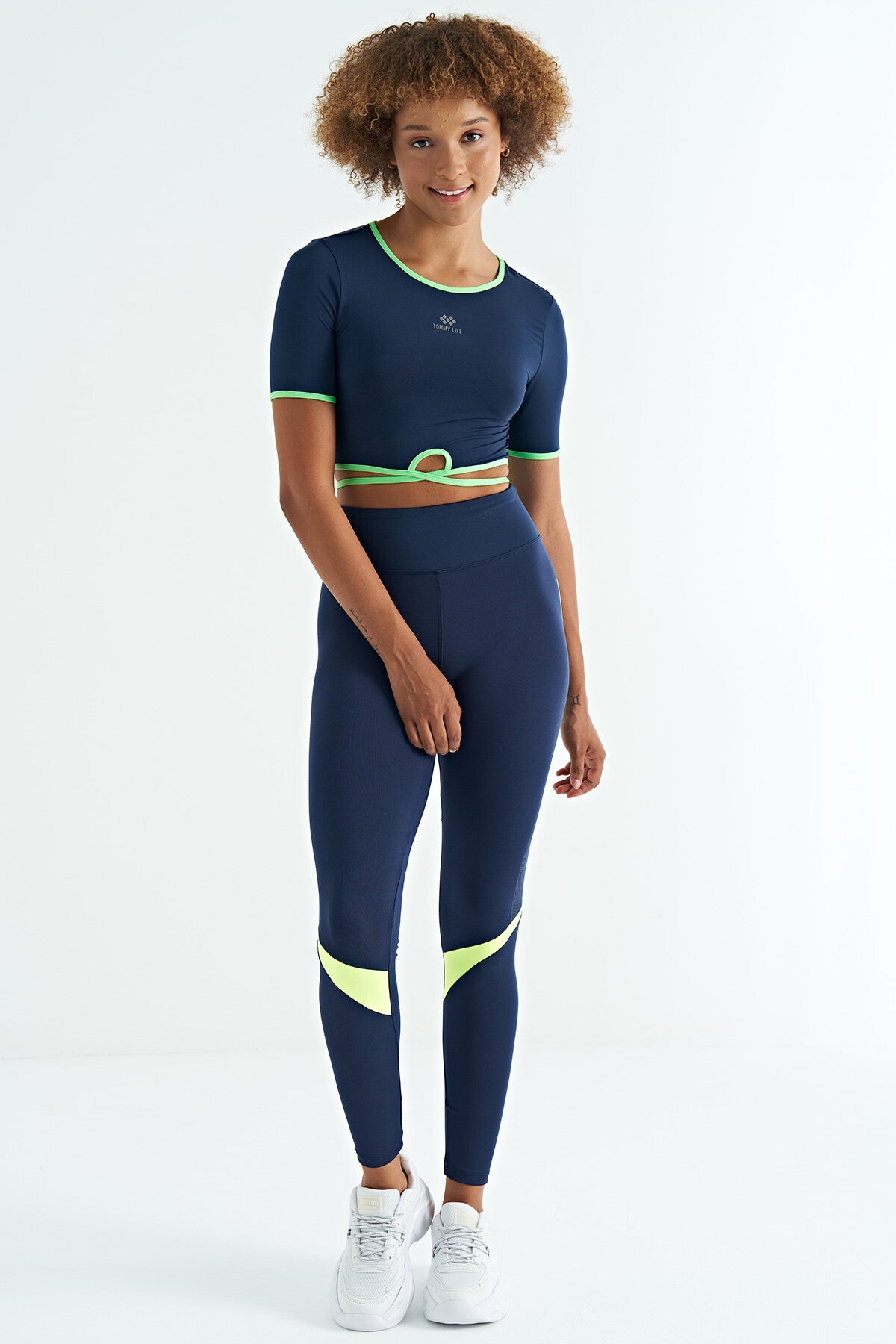 Indigo Tie-Waist Detailed O Neck Standard Fit Diver Fabric Women's Crop T-Shirt - 97266