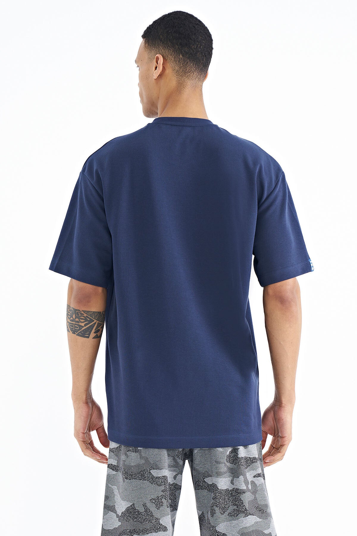 Indigo Sleeve Detailed Basic Oversize Men's T-Shirt - 88193