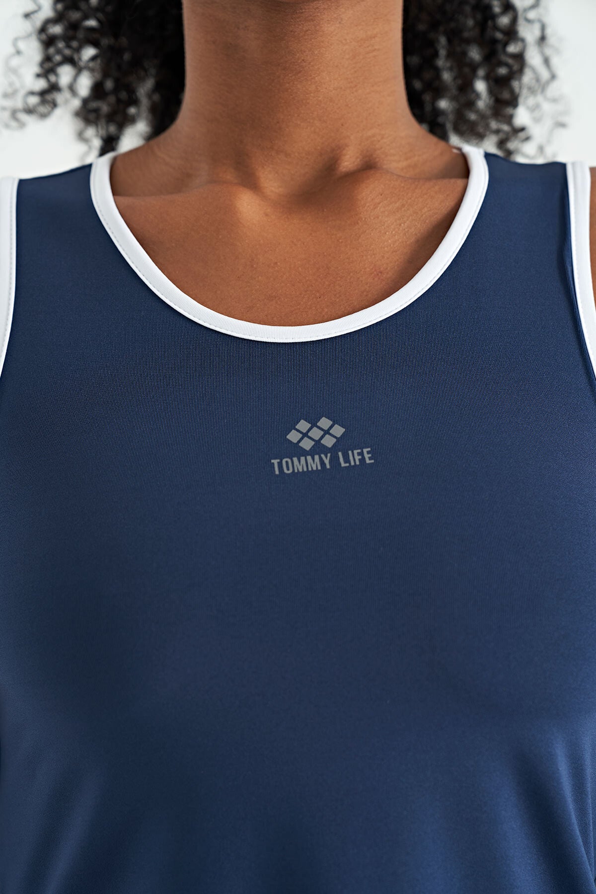 Indigo Logo Printed Bias Tape Trim Standard Cut Women's Sports Singlet - 97255
