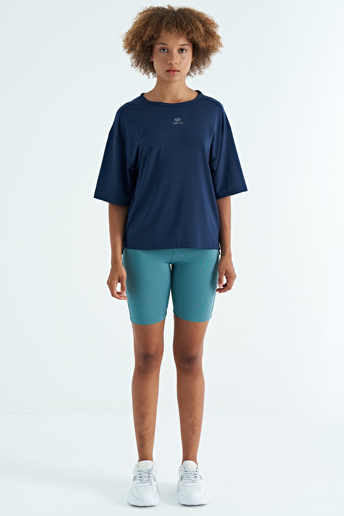 Indigo O Collar Printed Detailed Oversize Short Sleeve Women's T-Shirt - 97263