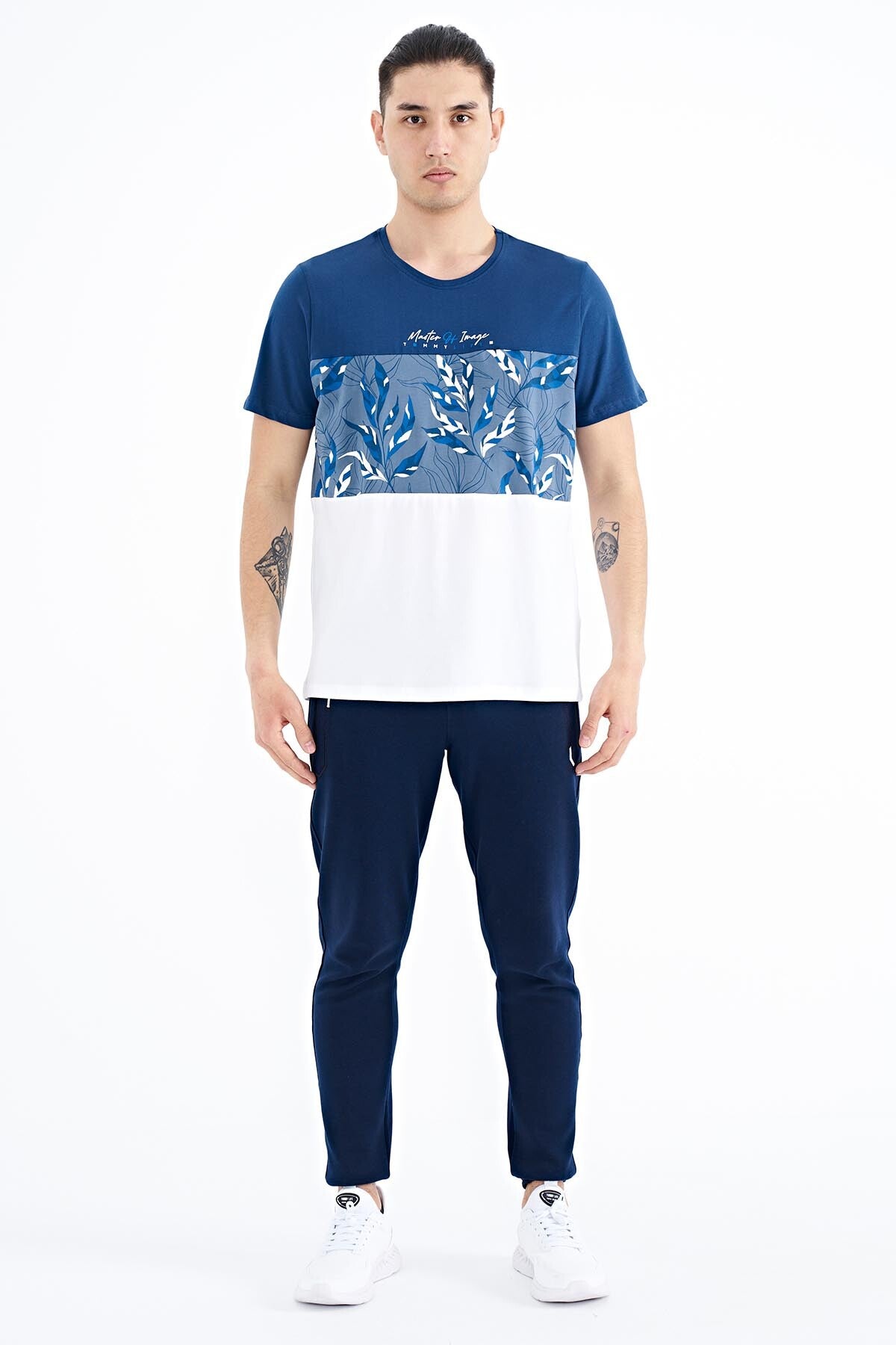 Indigo Color Gradient Print Detailed O Collar Standard Fit Men's T-Shirt - 88177