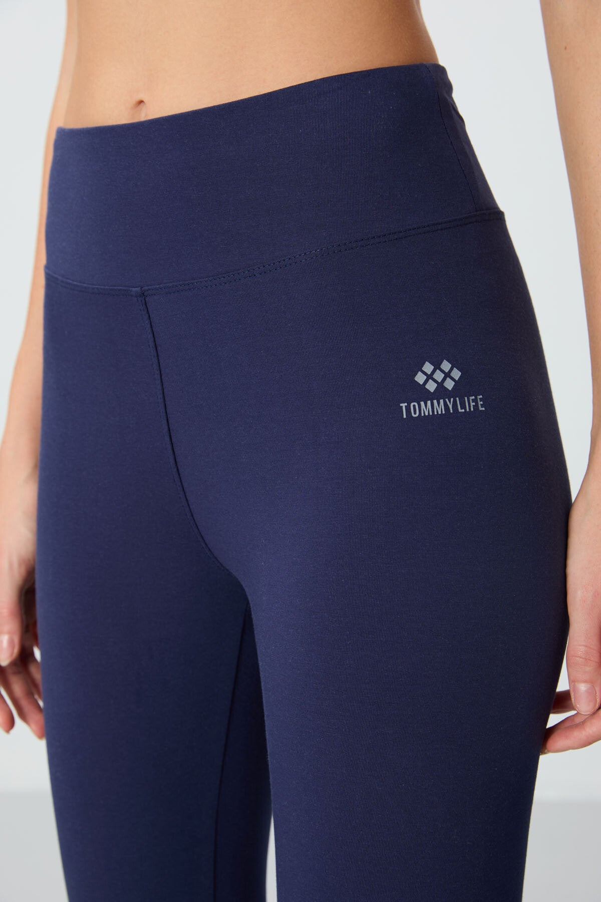 Indigo High Waist Slim Fit Narrow Leg Women's Capri Tights - 93097