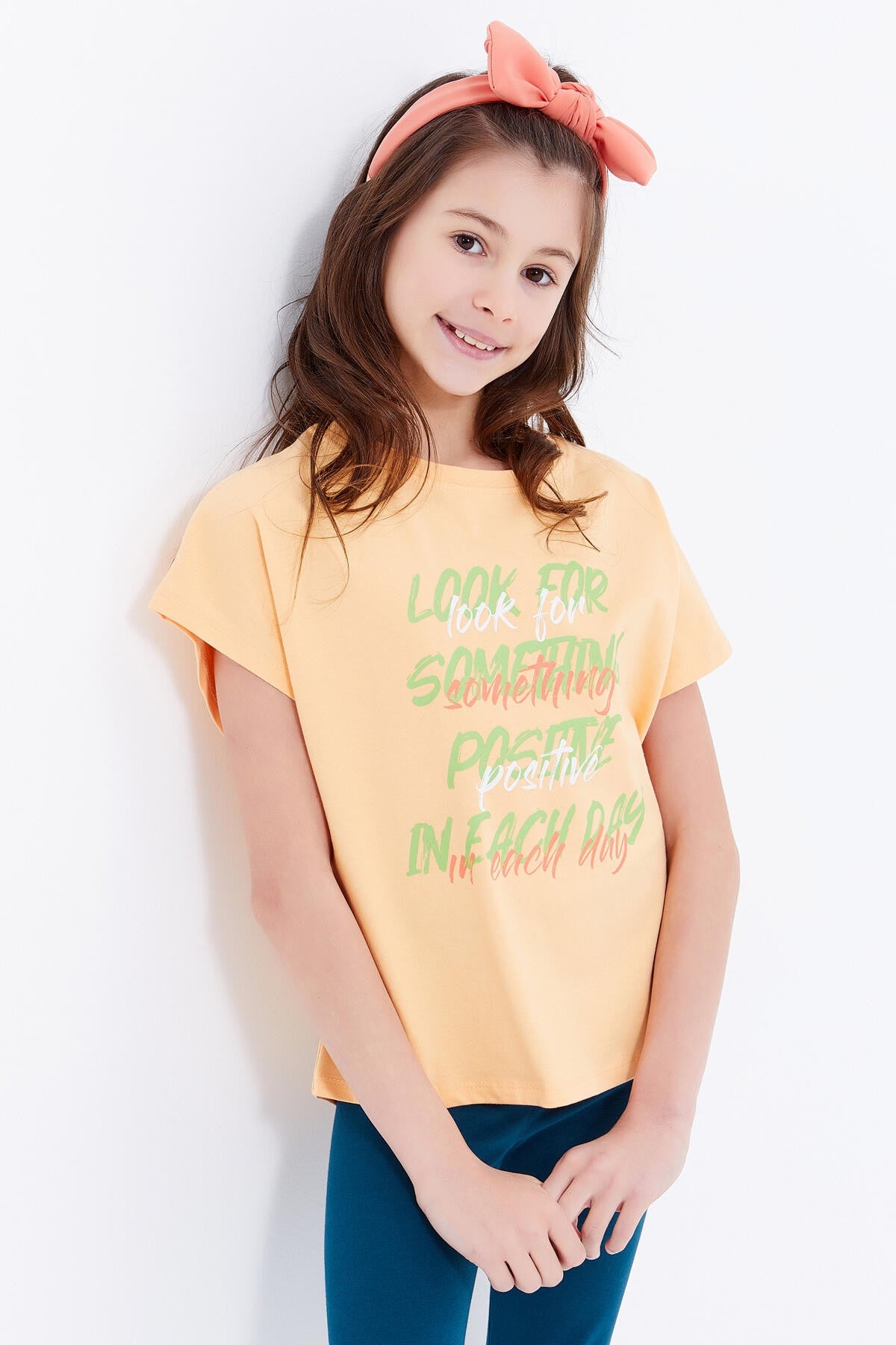 Melon Inside Oversize Colorful Print O Collar Girls' T-Shirt - 75029
