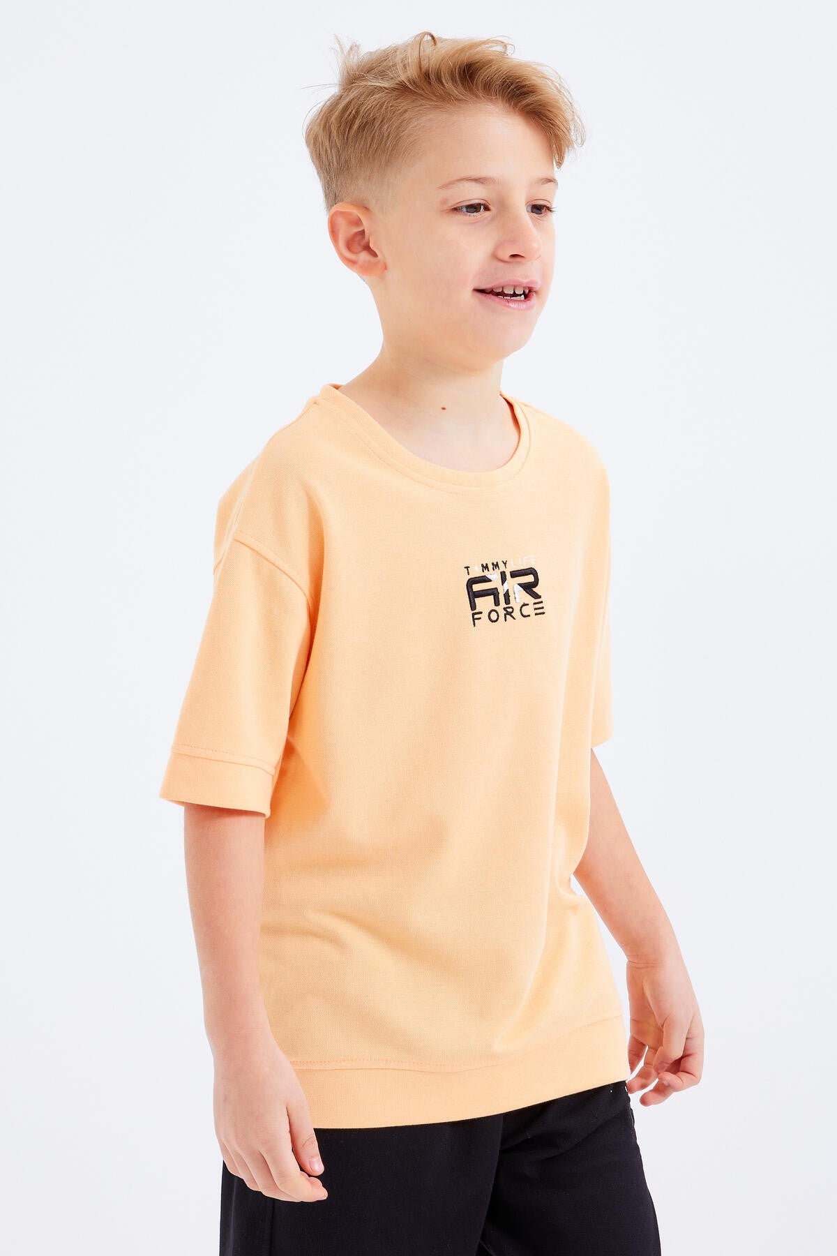 Melon Black Embroidered Oversize Boys' Shorts Set - 10897