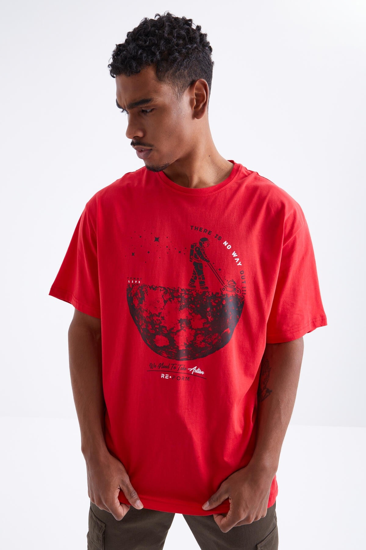Red Printed O Collar Men's Oversize T-Shirt - 88098