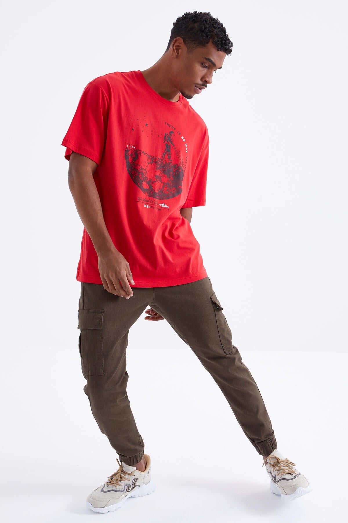 Red Printed O Collar Men's Oversize T-Shirt - 88098