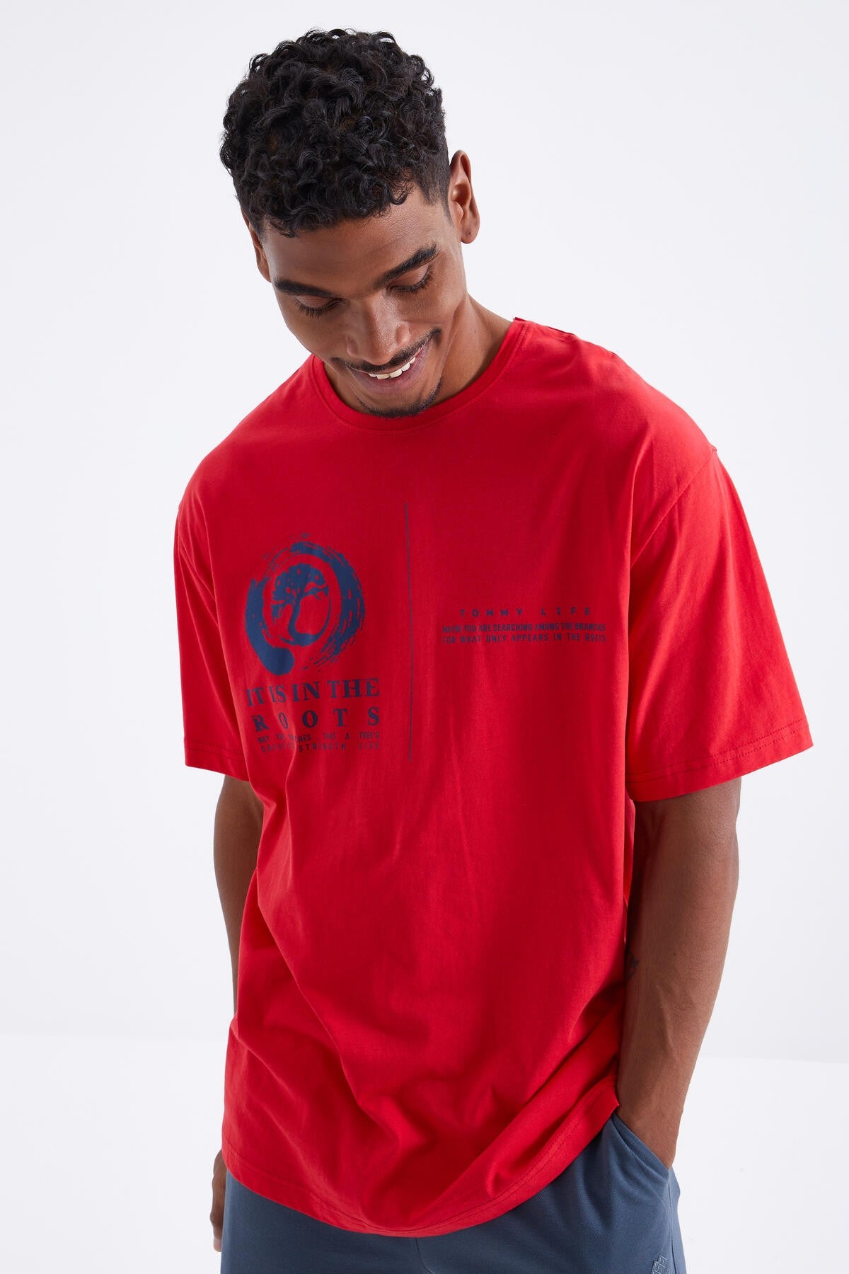 Red Minimal Print O Collar Men's Oversize T-Shirt - 88096