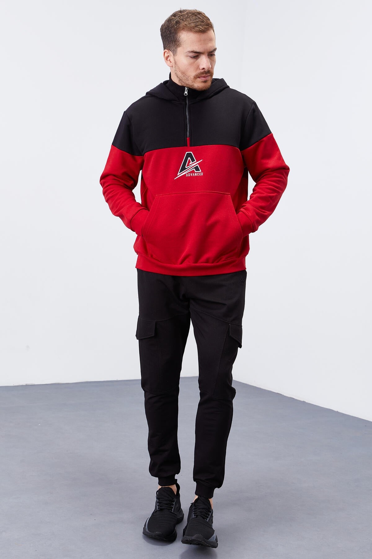 Red Men's Half-Zip Standard Fit Hooded Sweatshirt - 88033