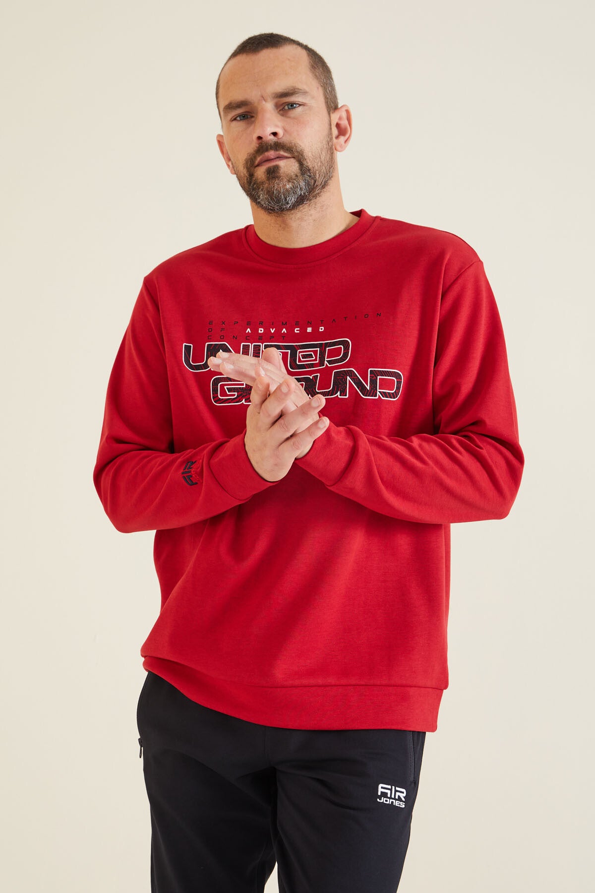 Rufus Red O Collar Men's Sweatshirt - 88127