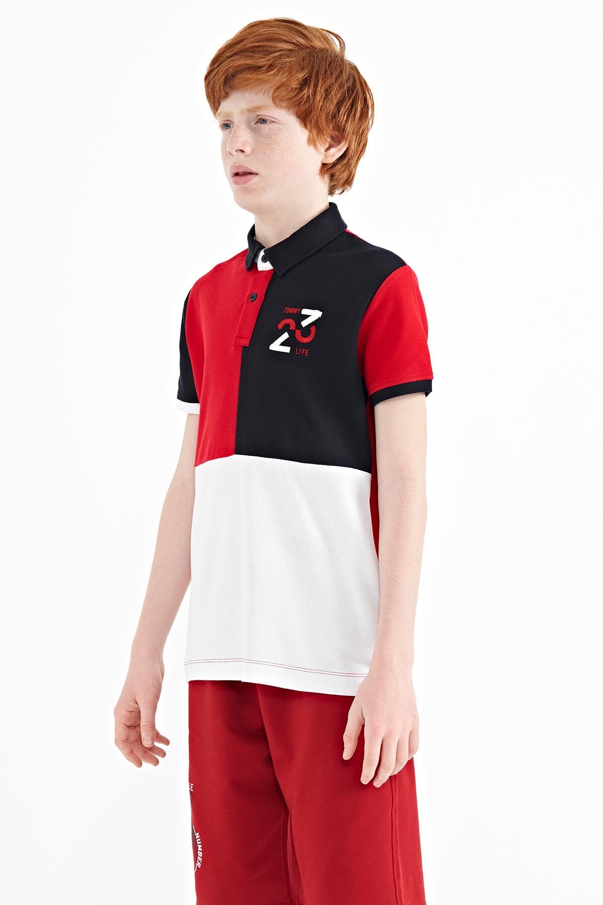 Red Color Block Embroidered Detailed Standard Fit Polo Collar Boys T-Shirt - 11108